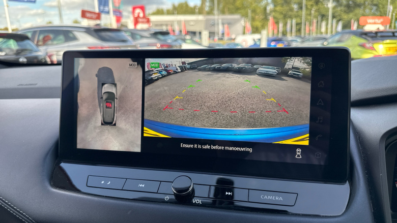 Nissan Qashqai 1.3 DiG-T MH Tekna 5dr Petrol Hatchback